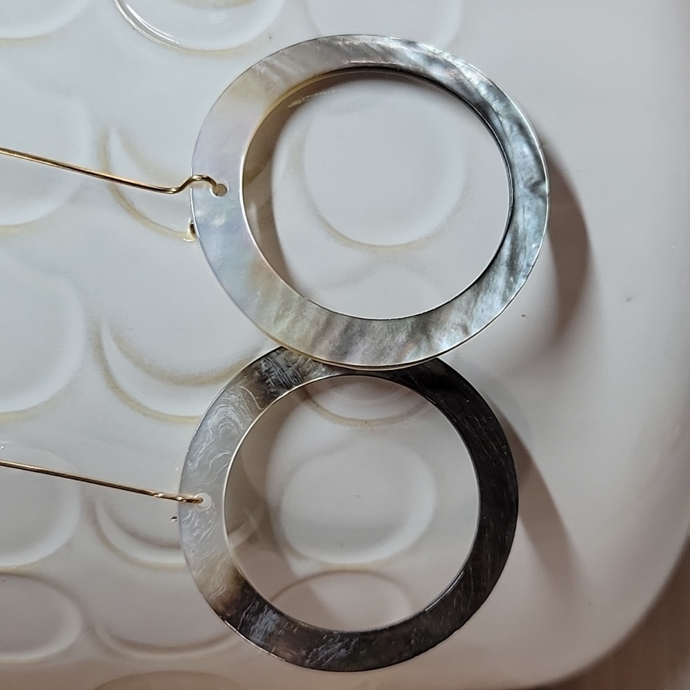 ABALONE RING DROP EARRINGS - Picture 7 of 8